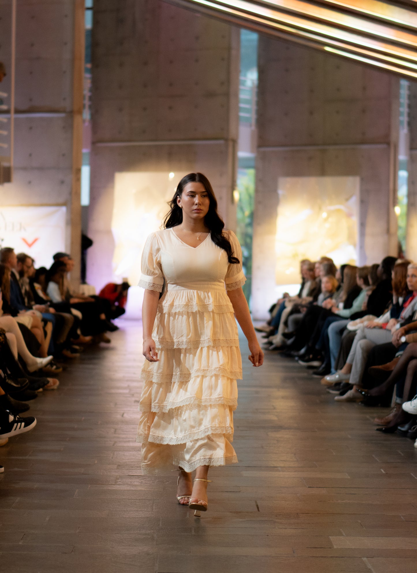 Honningblomst maxi kjole