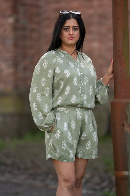 Hvitkløver shorts